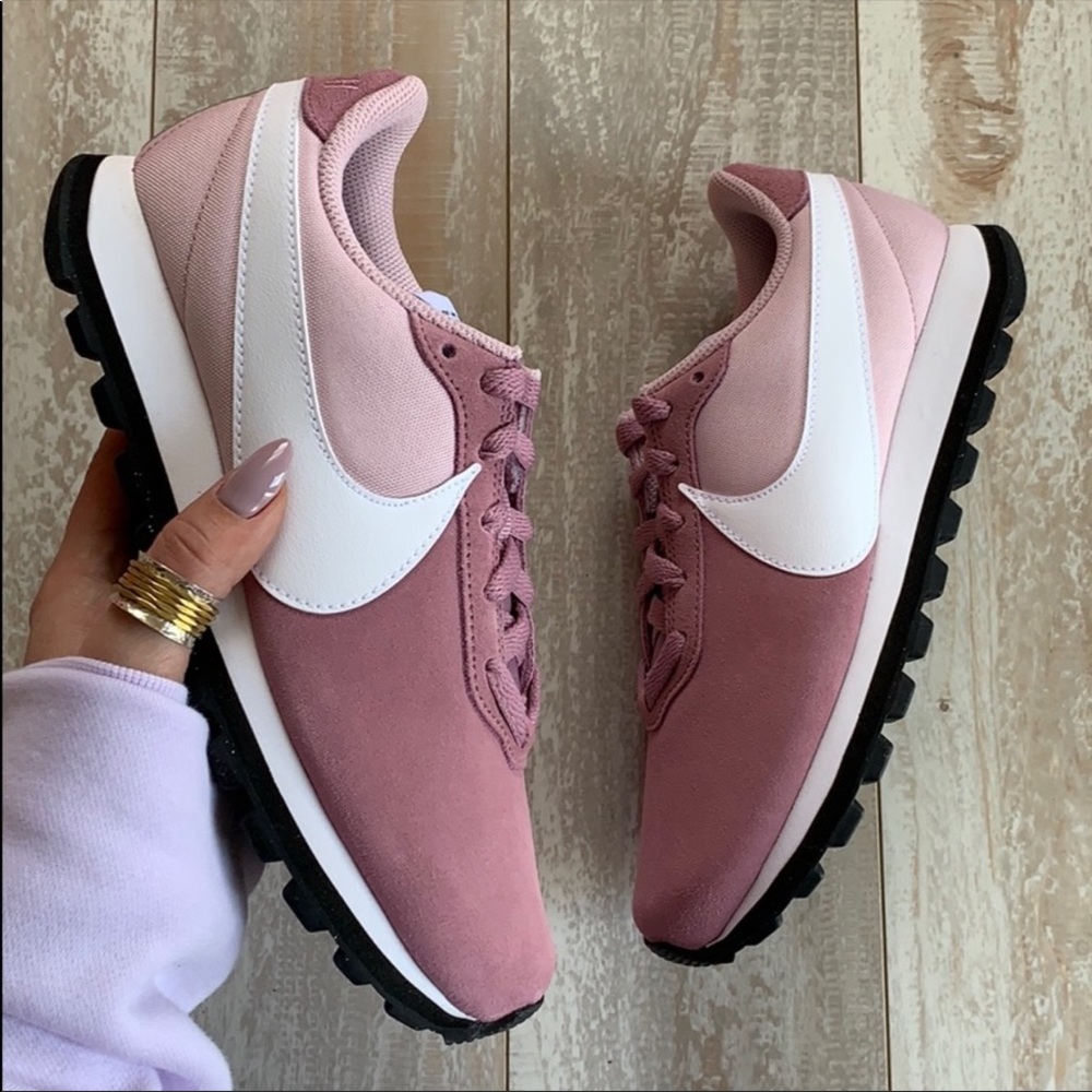 NWT Nike Pre-Love O.X - Picture 5 of 8
